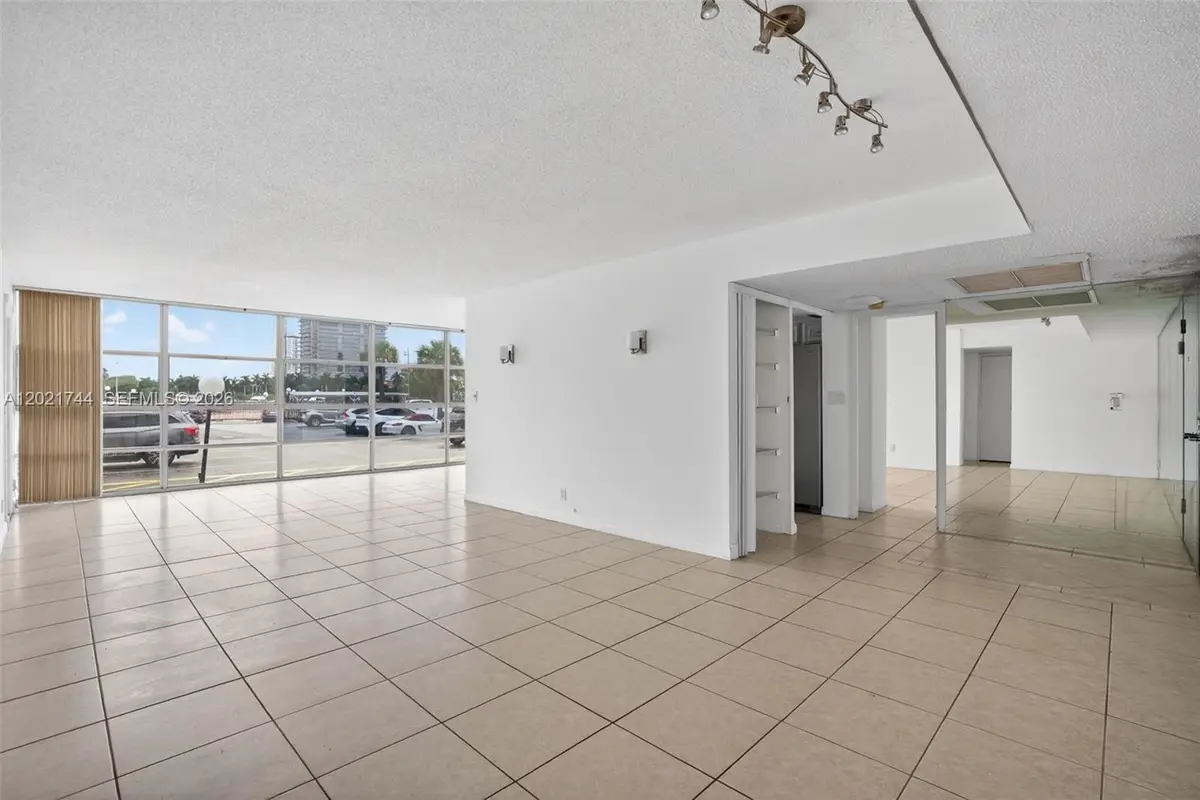 2000 Atlantic Shores Blvd #120, Hallandale Beach, FL 33009 - #1