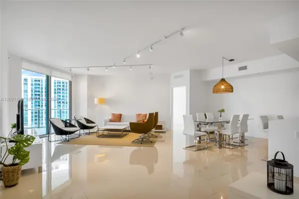17301 Biscayne Blvd #907, North Miami Beach, FL 33160
