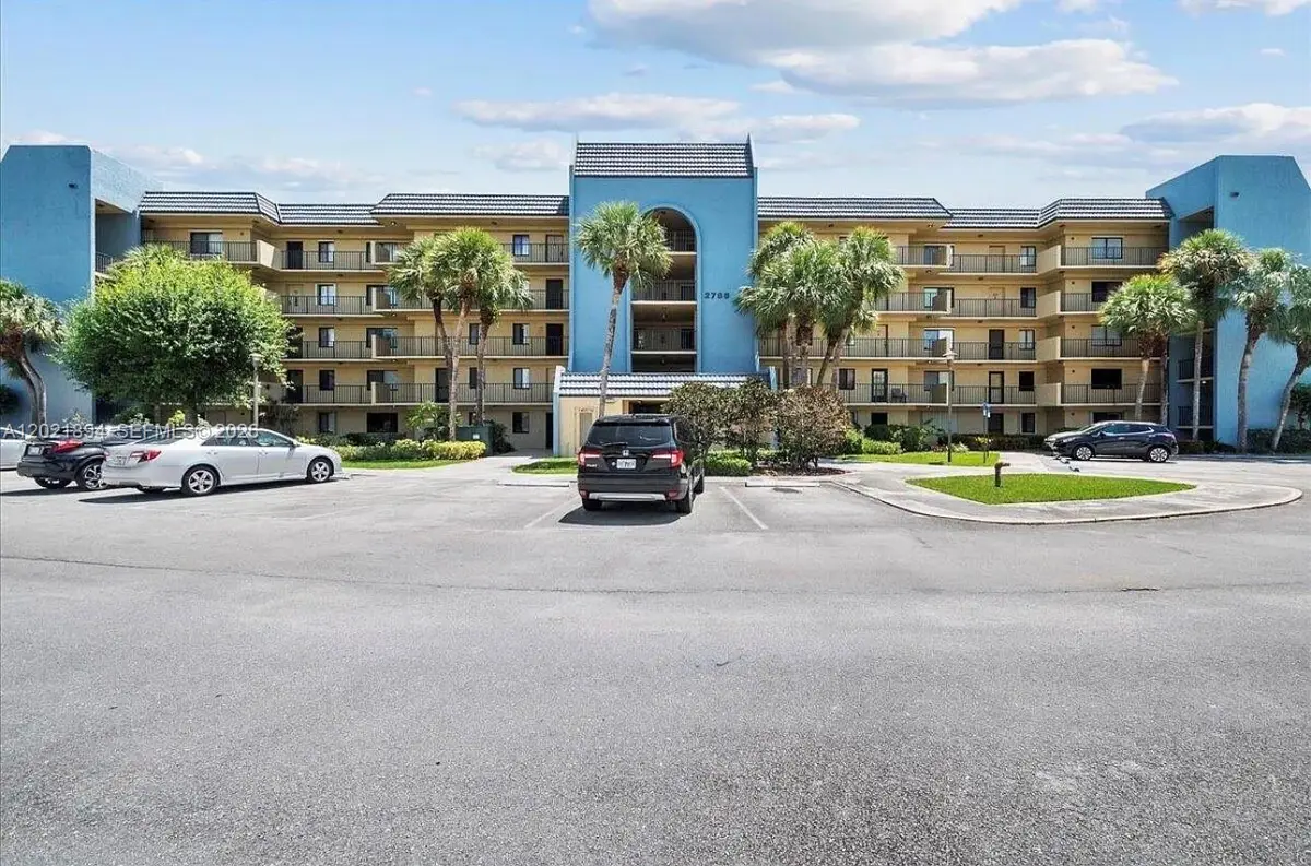 2786 Tennis Club Dr #302, West Palm Beach, FL 33417 - #1