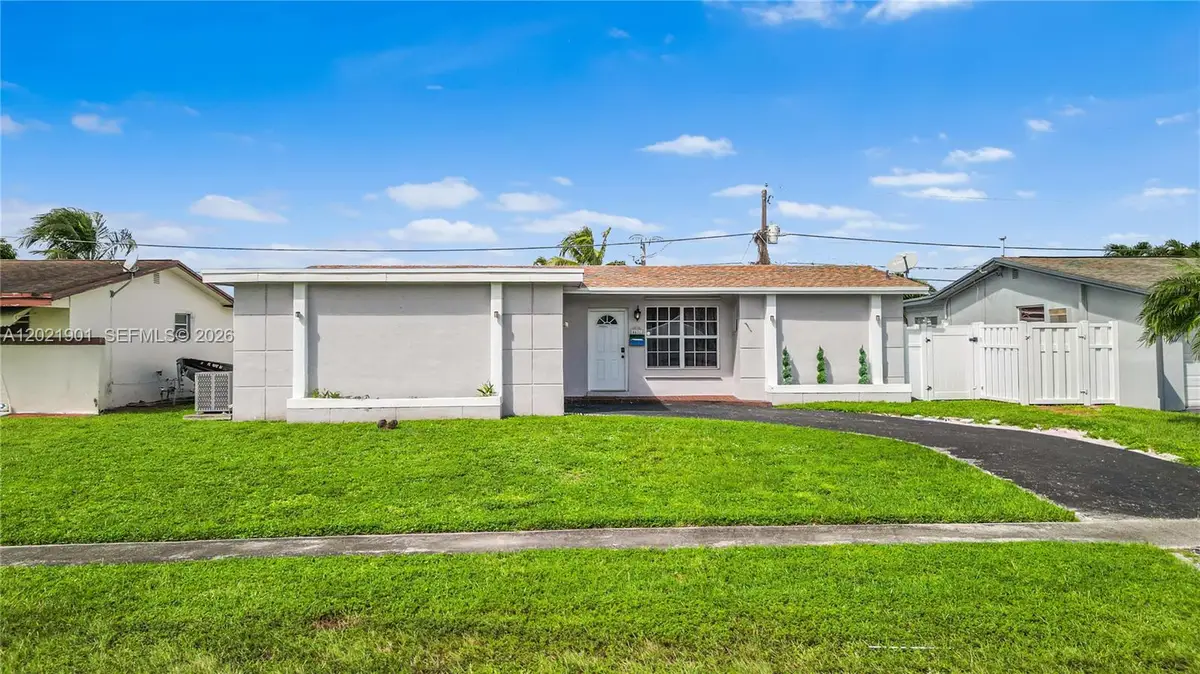 8531 NW 25th St, Sunrise, FL 33322 - #1