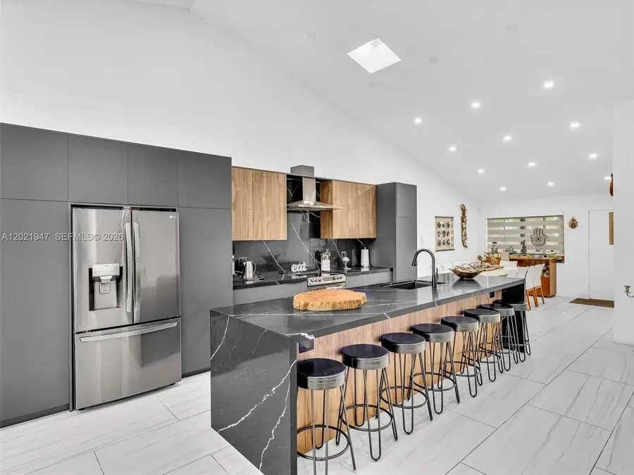500 NE 199th Ter #7J, Miami, FL 33179 - #3