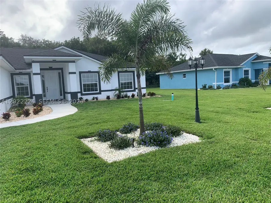 120 Clinton Avenue, Lake Placid, FL 33852 - #2