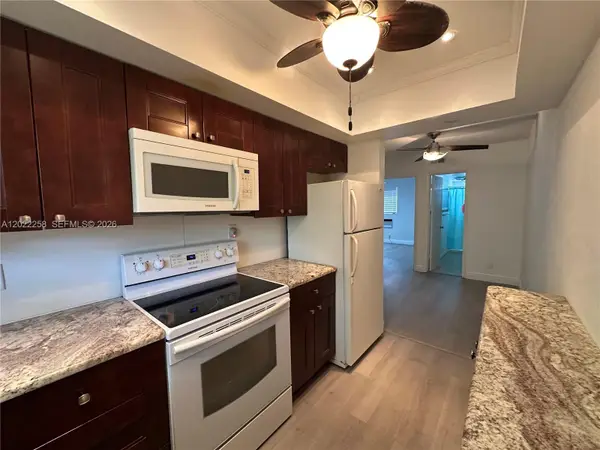 3700 Harrison St #15A, Hollywood, FL 33021