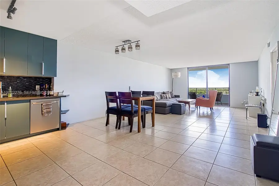 2500 Parkview Dr #911, Hallandale Beach, FL 33009 - #3