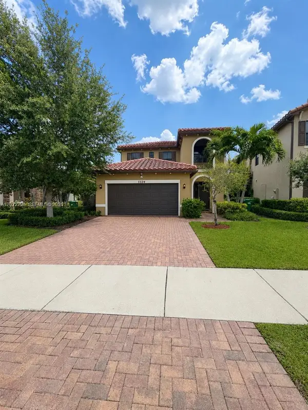 5504 NW 48th Ln, Tamarac, FL 33319