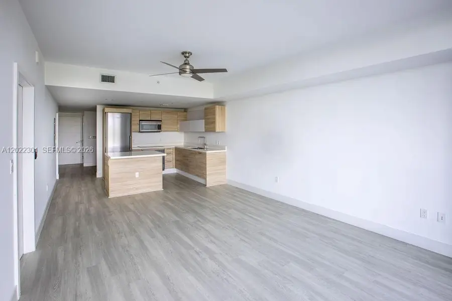 16385 N Biscayne Blvd #403, North Miami Beach, FL 33160 - #3