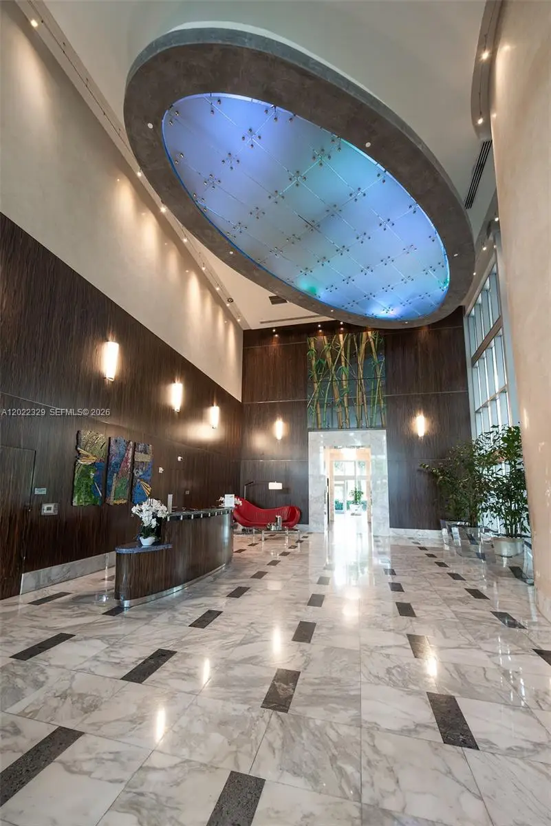 185 SW 7th St #4201, Miami, FL 33130 - #2