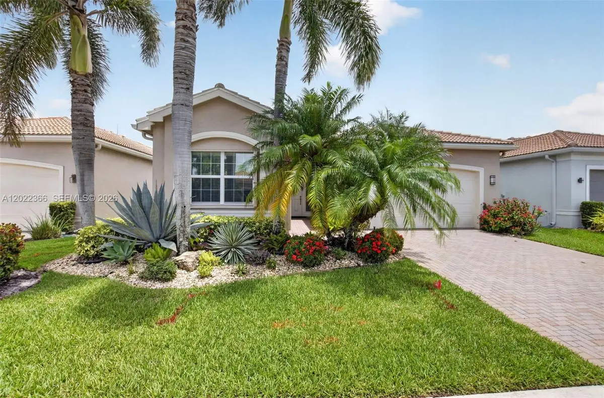 9289 Clearhill Rd, Boynton Beach, FL 33473 - #1