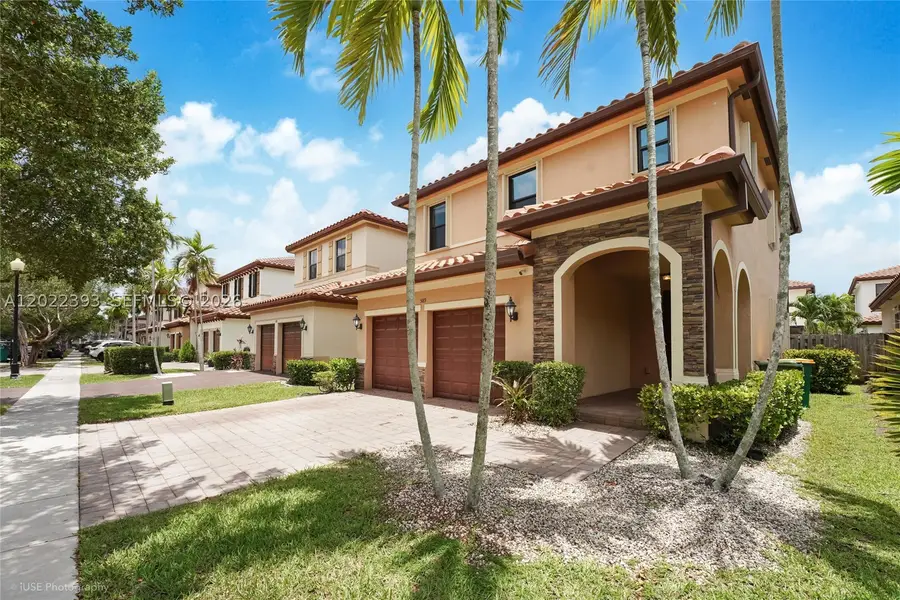 589 SE 34th Ter, Homestead, FL 33033 - #2