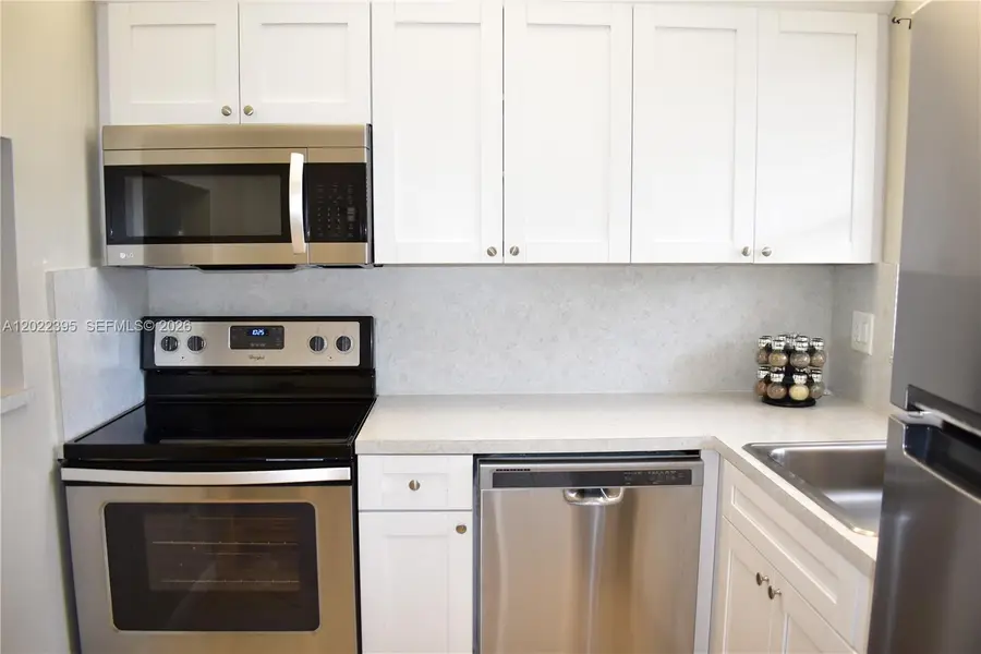 8861 Sunrise Lakes Blvd #305, Sunrise, FL 33322 - #2