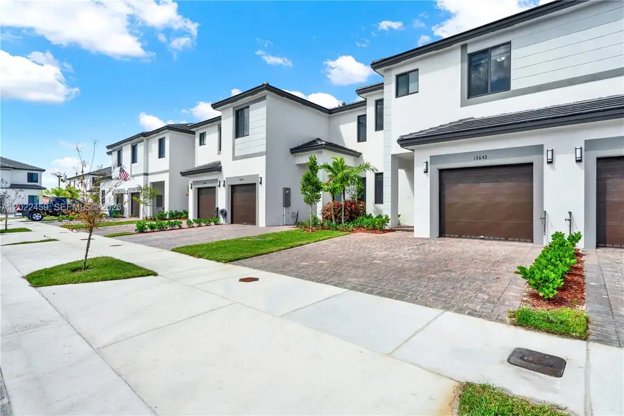 13642 SW 157th Pl, Miami, FL 33196 - #2