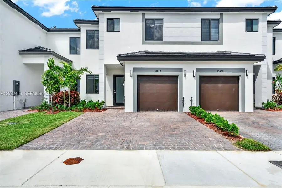 13642 SW 157th Pl, Miami, FL 33196 - #3
