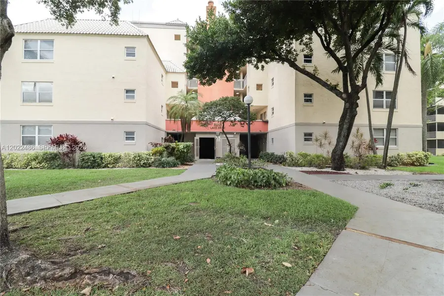 8245 Lake Dr #308, Doral, FL 33166 - #3