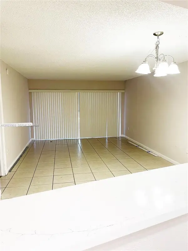 4255 N University Dr #109, Sunrise, FL 33351