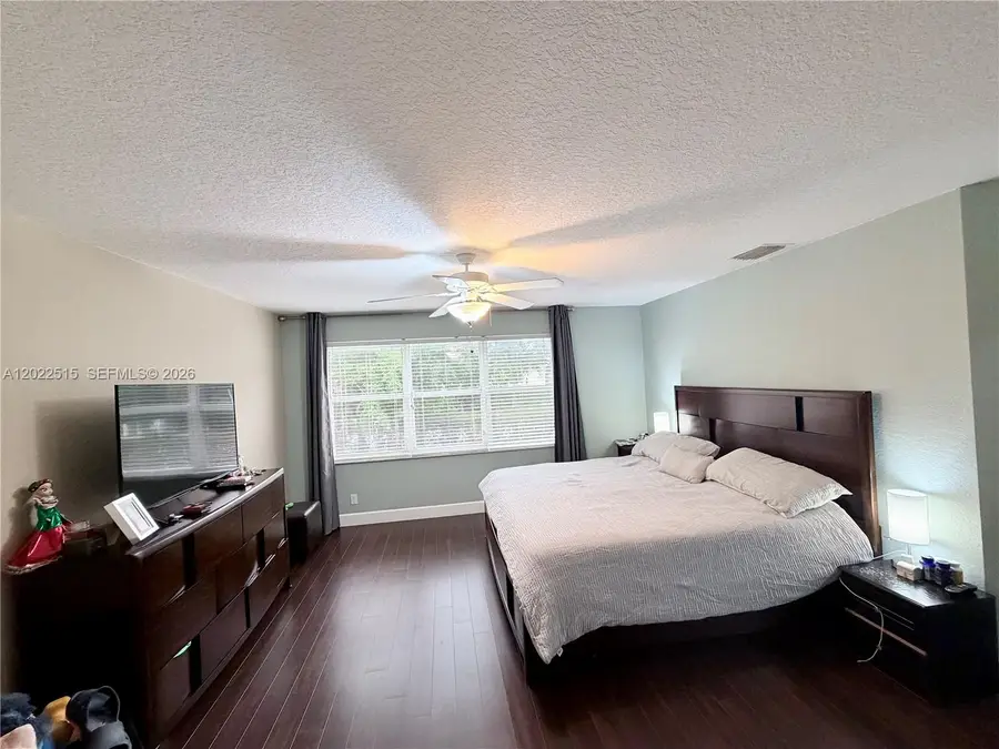 4020 Sapphire Cv, Weston, FL 33331 - #3