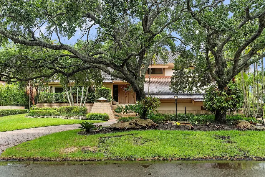 7244 E Lago Dr, Coral Gables, FL 33143 - #2