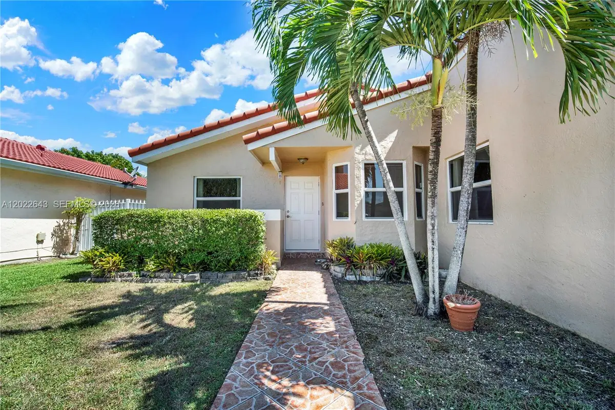 10813 SW 158th Ln, Miami, FL 33157 - #1
