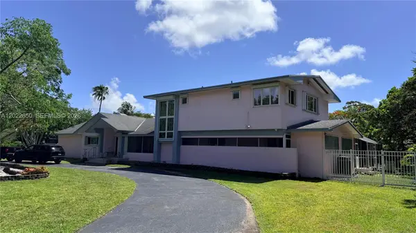 11651 SW 64th Ave, Pinecrest, FL 33156