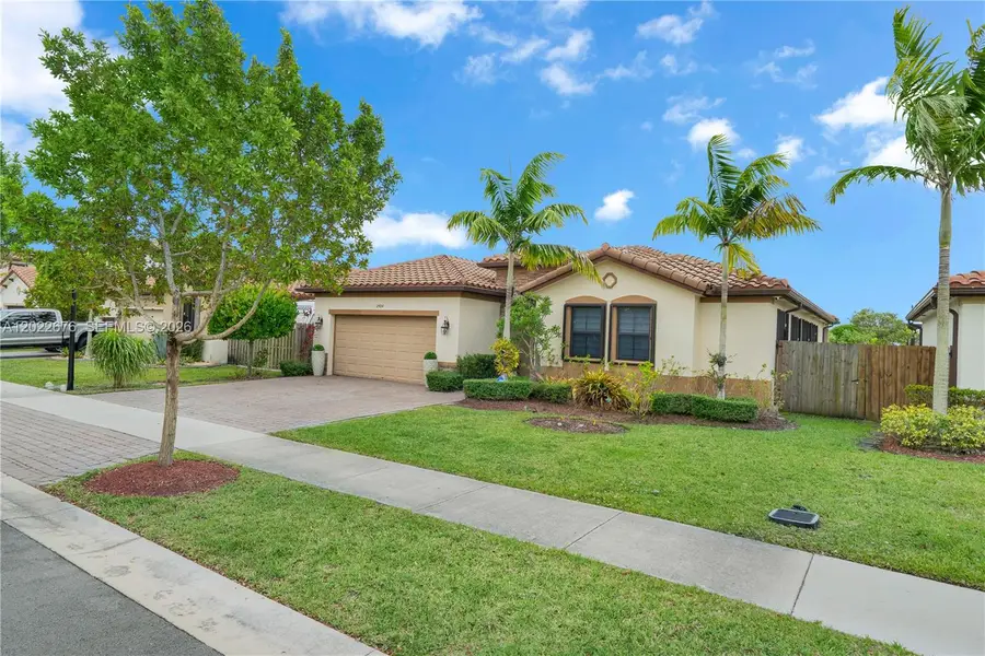 2484 SE 1st St, Homestead, FL 33033 - #2