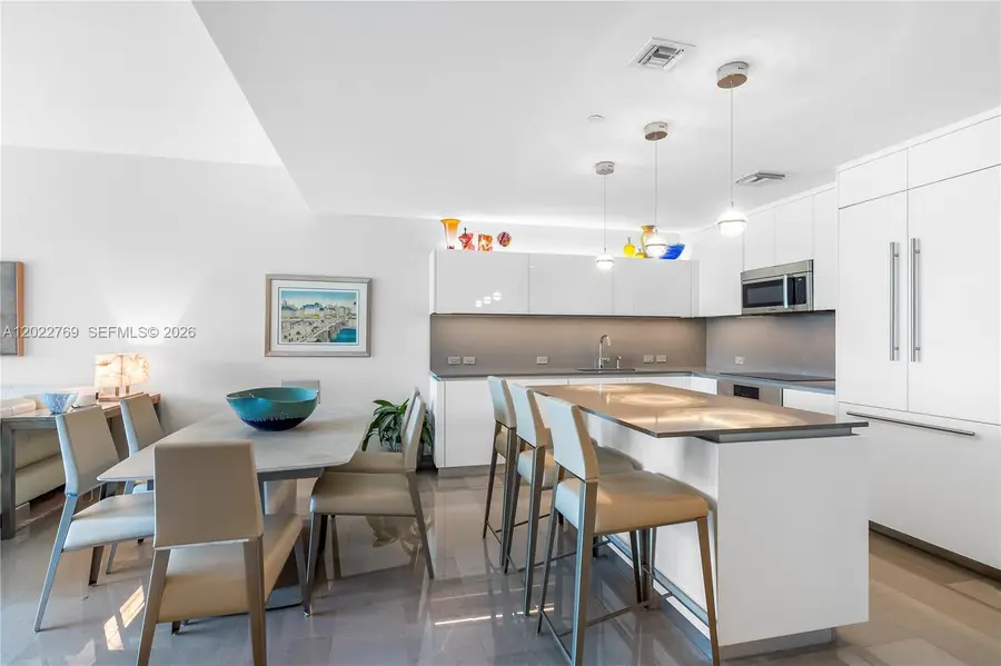 68 SE 6th Street #810, Miami, FL 33131 - #3
