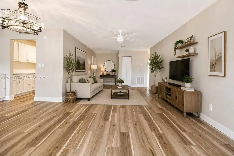 7332 Bay Hill Dr, Hialeah, FL 33015 - #3