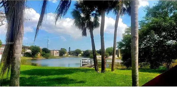 5498 NW 11th St #C, Plantation, FL 33313