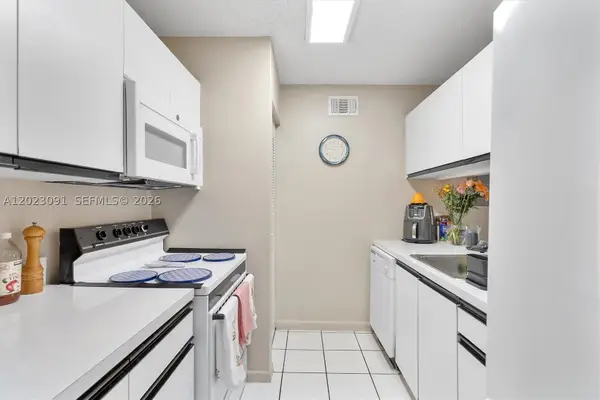 15635 SW 74th Cir Dr #11, Miami, FL 33193