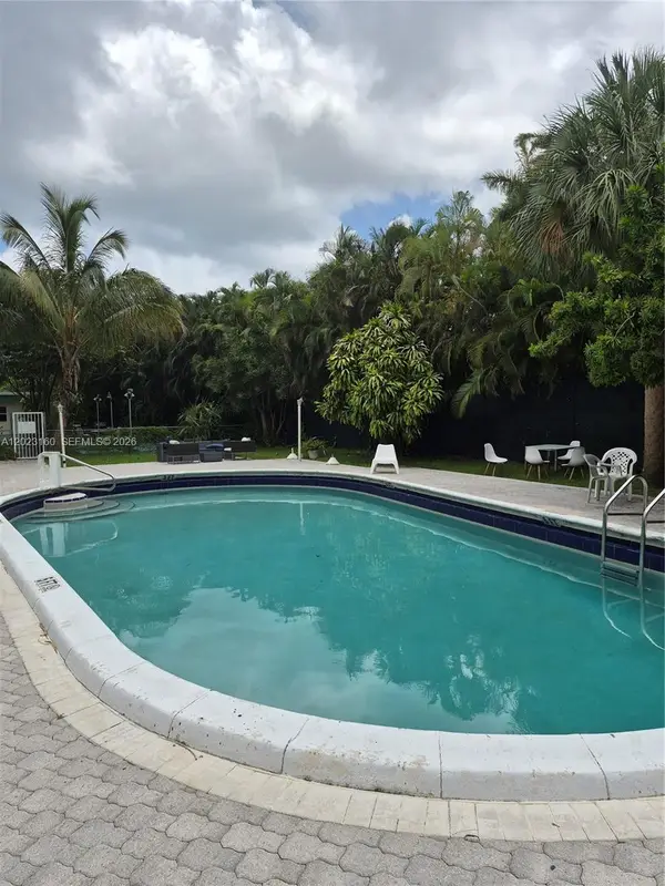 1420 Atlantic Shores Blvd #236, Hallandale Beach, FL 33009