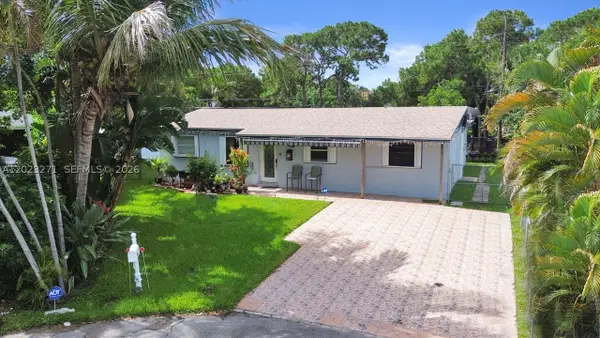 1020 NW 25th Ave, Fort Lauderdale, FL 33311