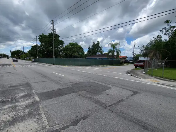 184 ST SW 102 Pl, Miami, FL 33157