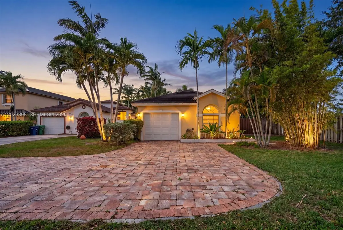 14421 SW 155th Pl, Miami, FL 33196 - #1