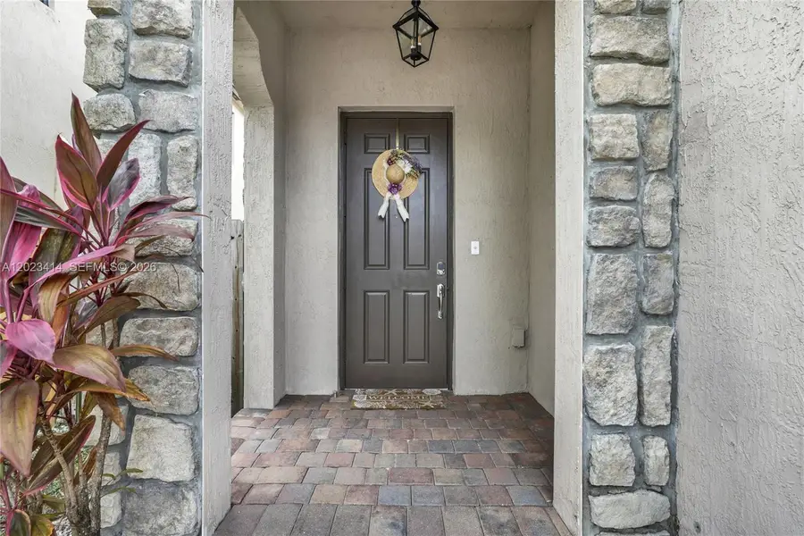 3785 NE 2nd St, Homestead, FL 33033 - #3