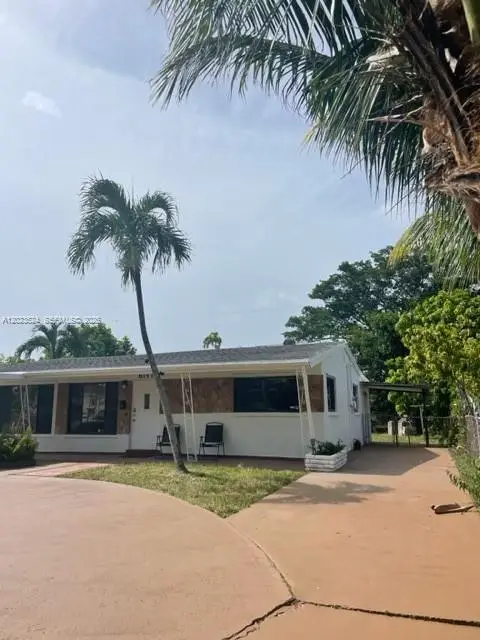 6141 Wiley St, Hollywood, FL 33023 - #3