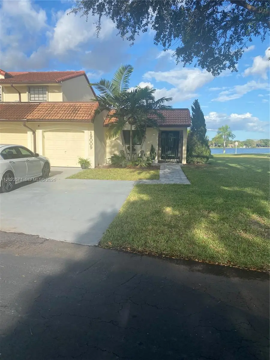 19009 NW 64th Ct, Hialeah, FL 33015 - #1