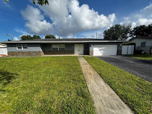 4560 NW 6th Ct, Plantation, FL 33317