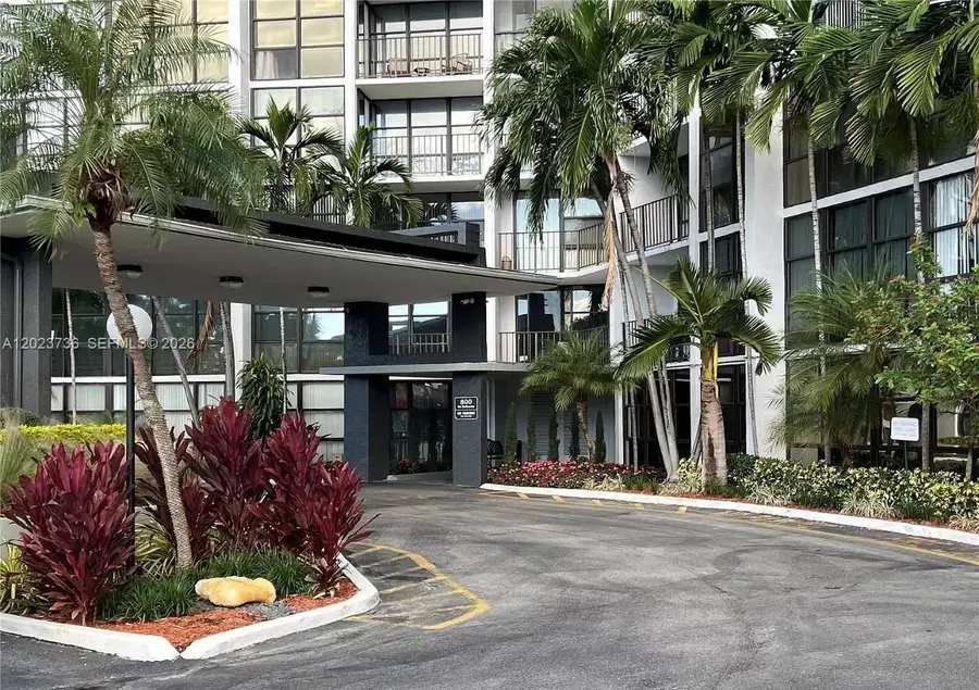 800 Parkview Dr #430, Hallandale Beach, FL 33009 - #2