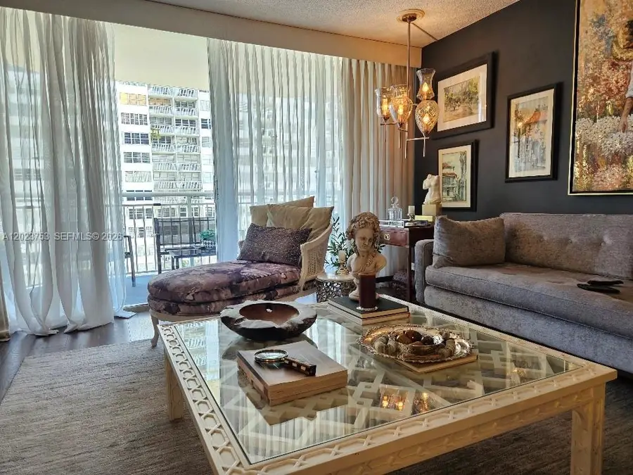 18061 Biscayne Blvd #901, Aventura, FL 33160 - #3