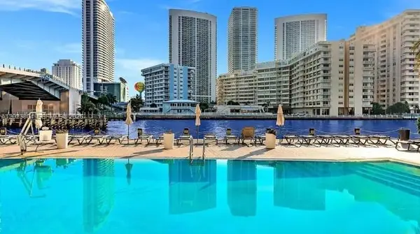 2602 E Hallandale Beach Blvd #R309, Hallandale Beach, FL 33009
