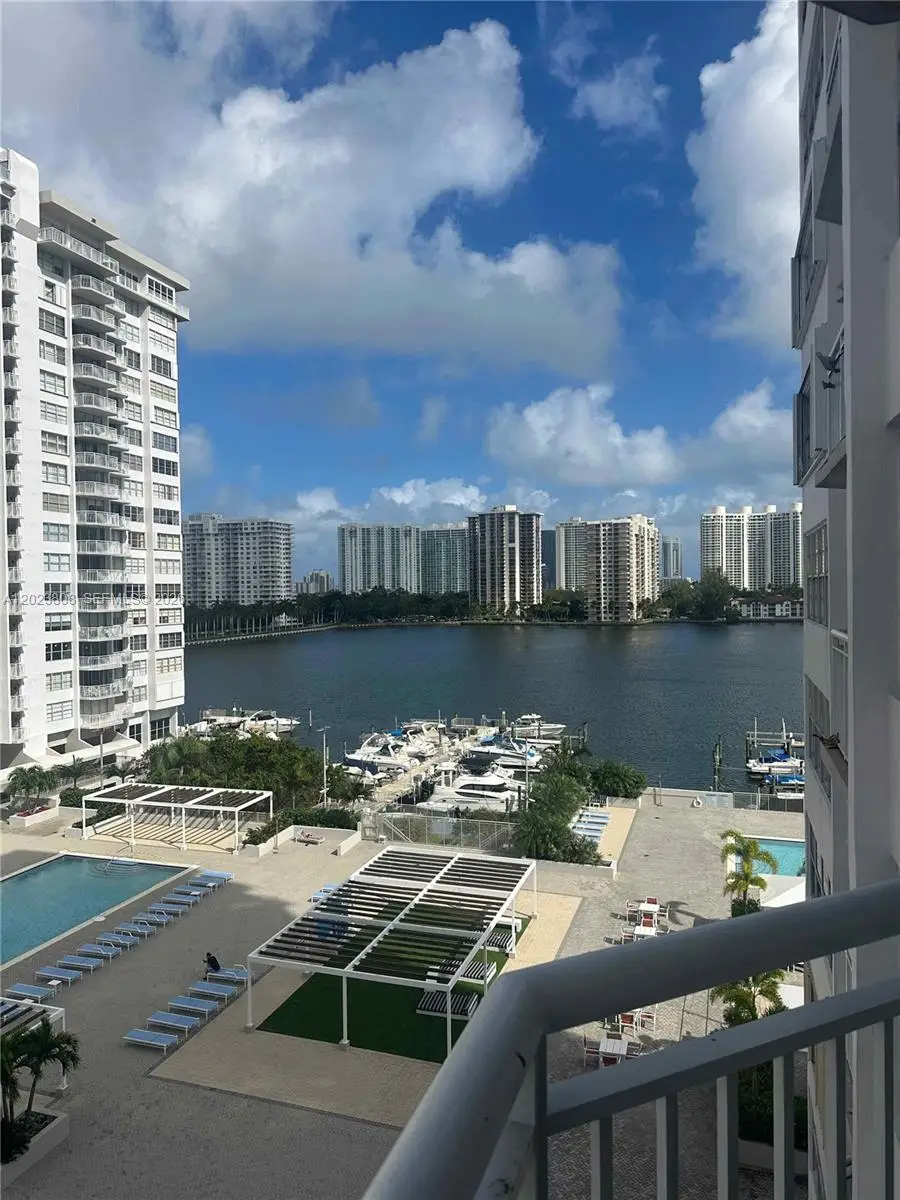18041 Biscayne Blvd #702, Aventura, FL 33160 - #1