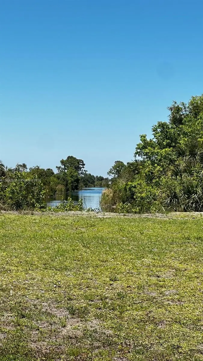 241 NW 19th Pl, Cape Coral, FL 33993 - #2