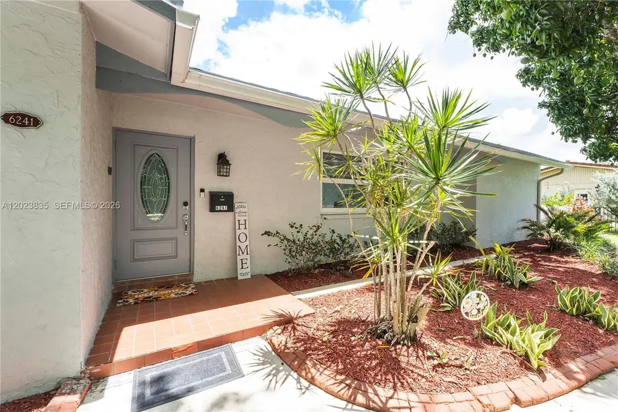 6241 SW 16th St, Plantation, FL 33317 - #2