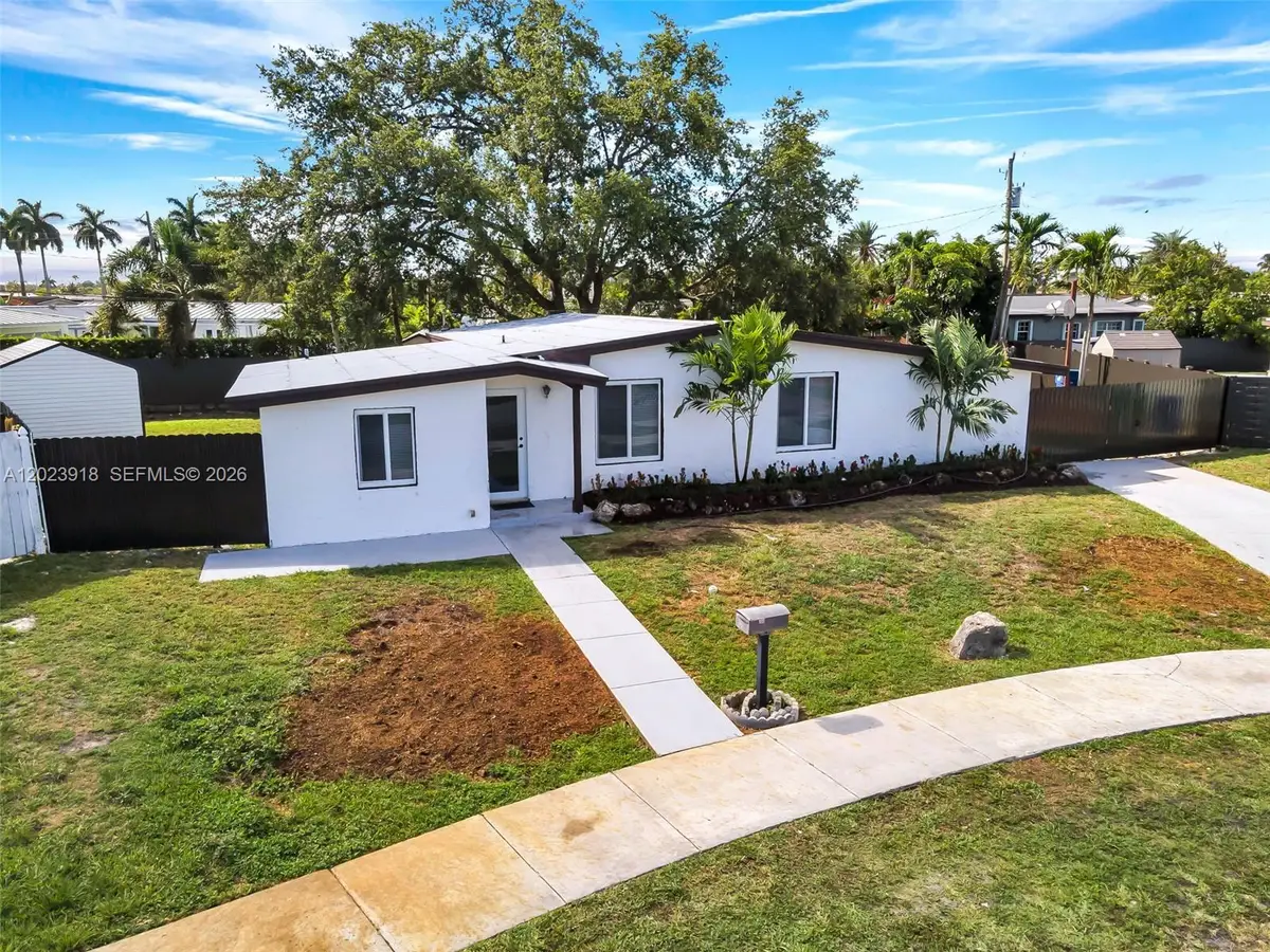 7971 NW 179th St, Hialeah, FL 33015 - #1