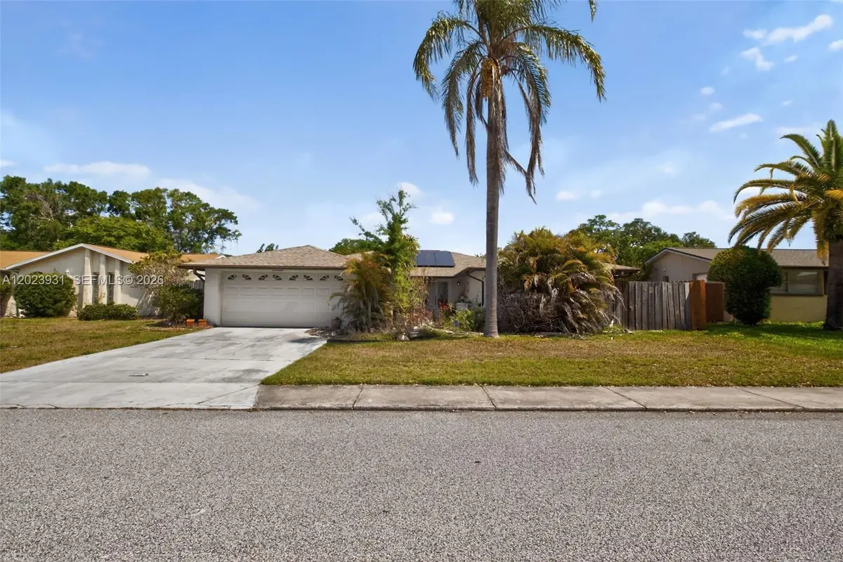 7215 Maplehurst Dr, Jasmine Estates, FL 34668 - #1