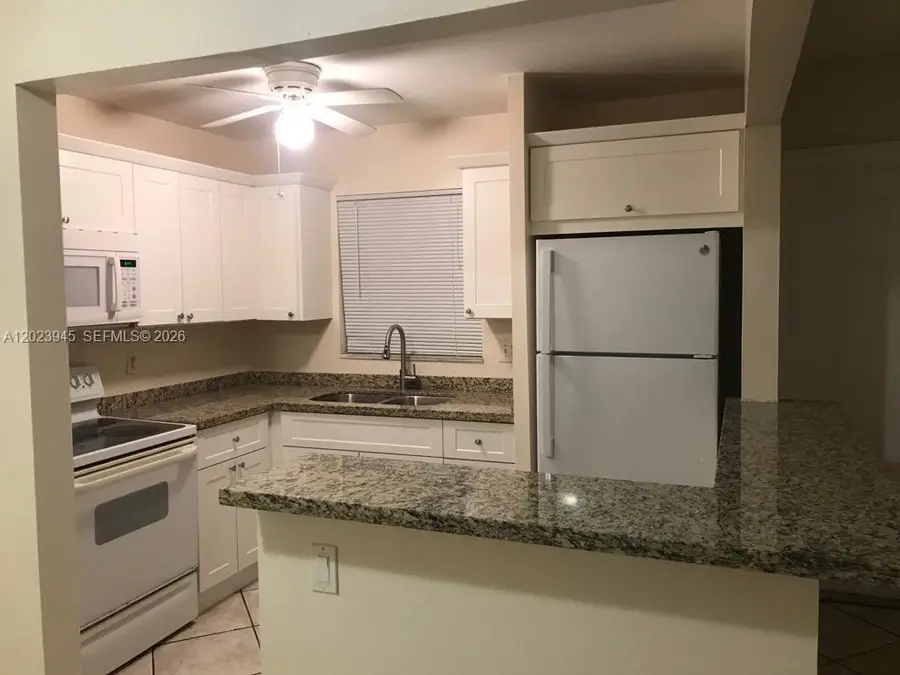 7910 Taft St #214, Pembroke Pines, FL 33024 - #3
