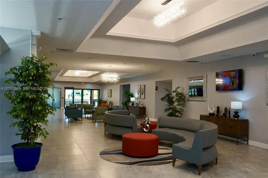 10405 Sunrise Lakes Blvd #205, Sunrise, FL 33322 - #2