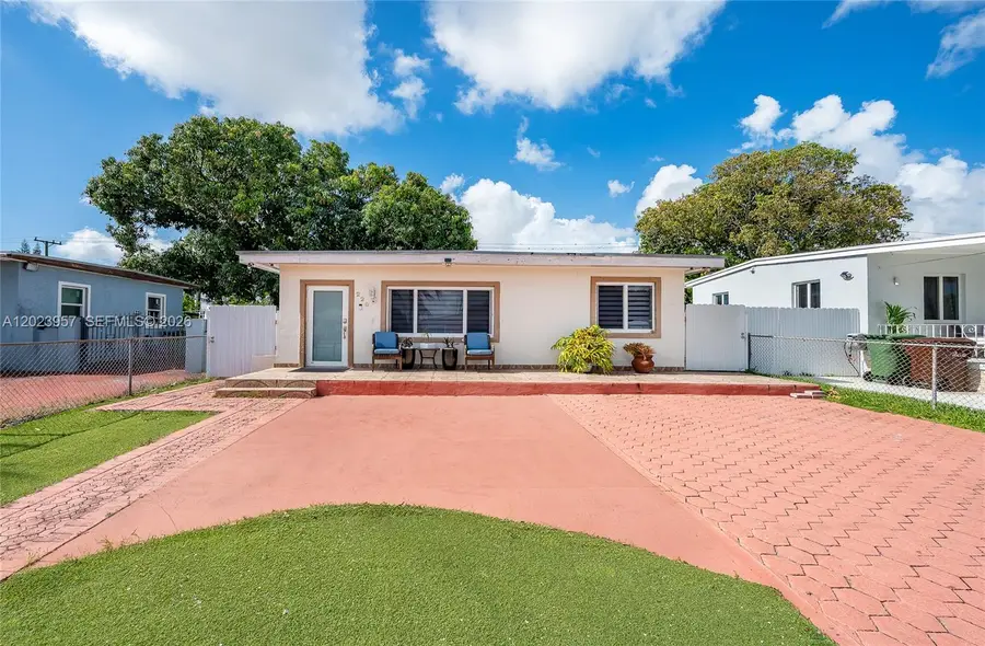 228 W 18th St, Hialeah, FL 33010 - #2