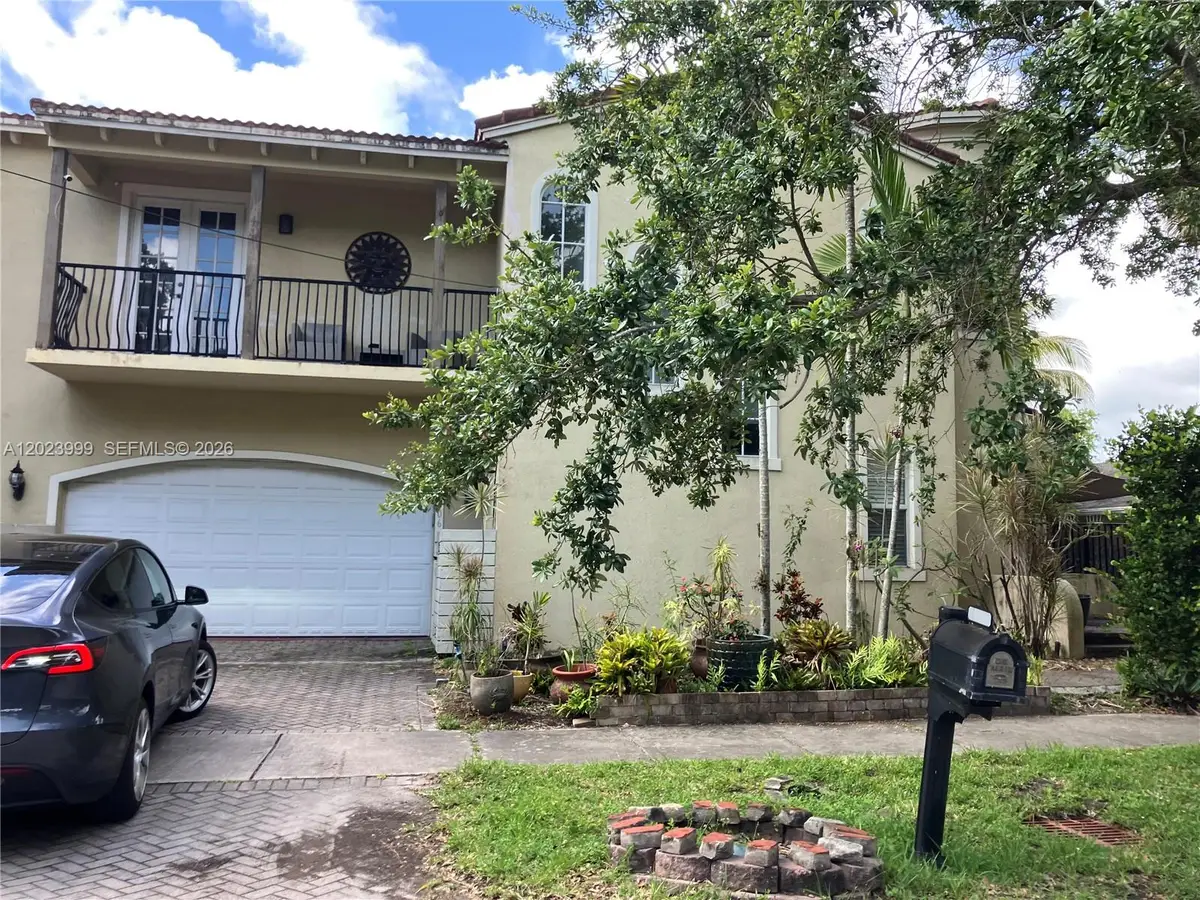 1806 SW 23rd St, Fort Lauderdale, FL 33315 - #1