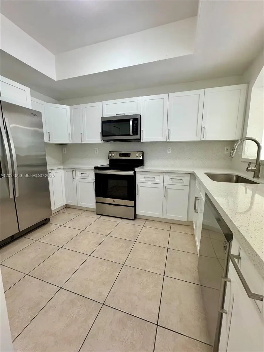 8936 W Flagler St #201, Miami, FL 33174 - #2