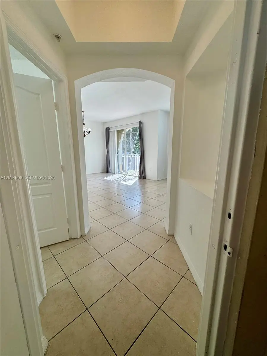 8936 W Flagler St #201, Miami, FL 33174 - #3