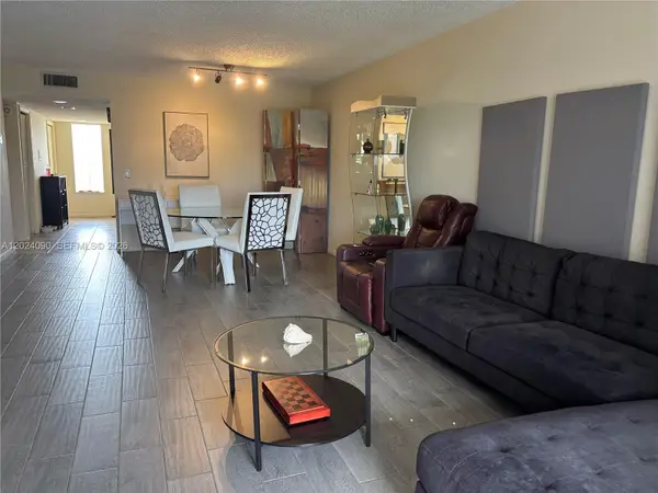 Address Withheld By Seller, Weston, FL 33326